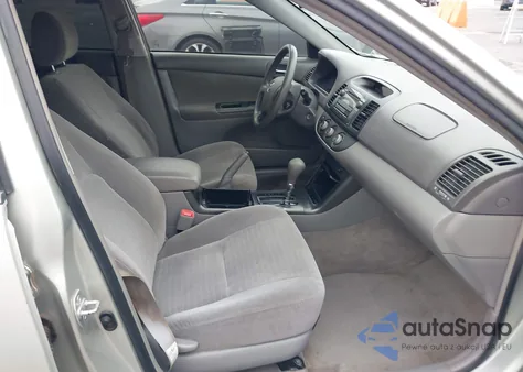 2005 Toyota Camry Std z USA, uszkodzony, nr VIN JTDBE32K353024633